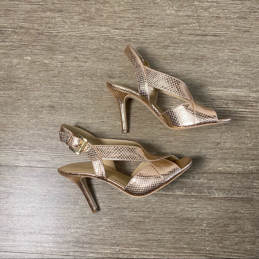 Michael Michael Kors Becky Soft Pink Sandals